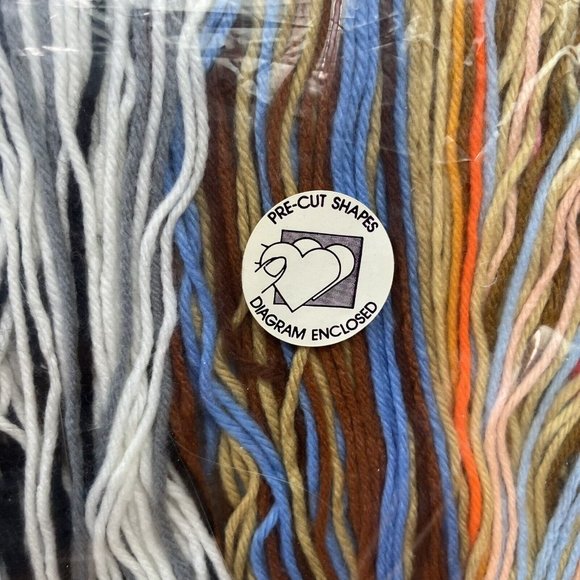 Vintage Leisure Arts Canvas Capers Nativity Set Craft Kit 432 NEW Sealed - Picture 6 of 6